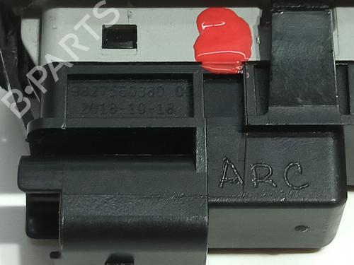 Tailgate handle PEUGEOT 2008 I (CU_) 1.2 THP 130 / PureTech 130 | BP19498710C132