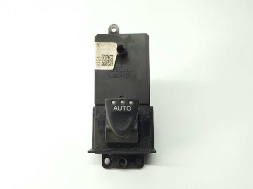 BP2759281I26 main image