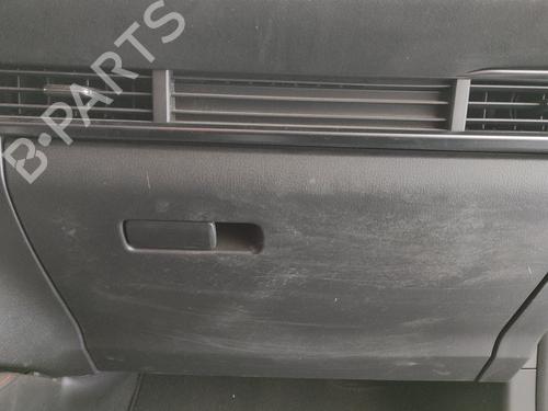 glove-box-mazda-cx-30-dm-2019-24920350 main image
