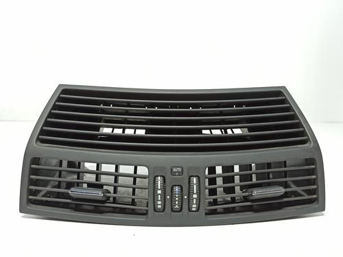 Used Air vent MERCEDES-BENZ S-CLASS (W220, V220) S 320 CDI (220.026, 220.126) (197 hp) 17906450