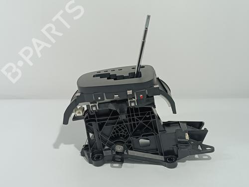 Gear lever TOYOTA YARIS (_P13_) 1.5 Hybrid (NHP130_) | BP13715988M90
