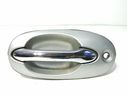 front-left-exterior-door-handle-kia-carnival-ii-gq-29-crdi-k53a59410-1999-2000-2001-2002-2003-2004-2005-2006-2007-18166600 main image