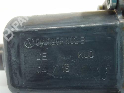 Right front window motor VW GOLF VII (5G1, BQ1, BE1, BE2) 1.4 GTE Hybrid | BP4386454E20 