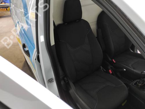 right-front-seat-ford-transit-courier-b460-mpv-15-ecoblue-2014-11086320 main image
