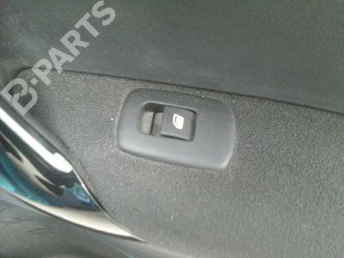 Mando elevalunas trasera derecho CITROËN C3 II (SC_) 1.2 VTi 82 (82 hp) 2782215