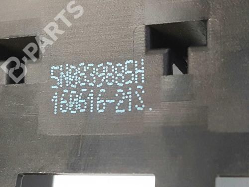 Rear left exterior door handle SKODA FABIA III (NJ3) 1.2 TSI | BP6216143C130 