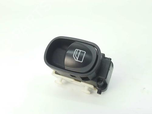 Raamschakelaar links achter MERCEDES-BENZ C-CLASS (W203) C 220 CDI (203.006) (136 hp) 3326332