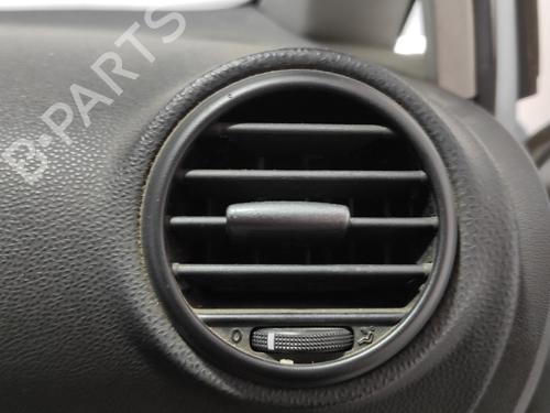Air vent SEAT LEON (1P1) 1.8 TSI BP26726236I21