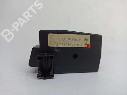 Headlight switch MERCEDES-BENZ S-CLASS (W220) S 320 CDI (220.026, 220.126) | BP9257137I24 