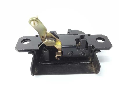 Bagklap lås VW GOLF IV (1J1) 1.4 16V | BP3293151C101