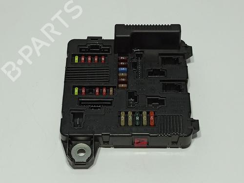 Used Fuse box Fuse box RENAULT MEGANE II (BM0/1_, CM0/1_) 1.5 dCi (BM1E, CM1E) (106 hp) 39538372 39538372
