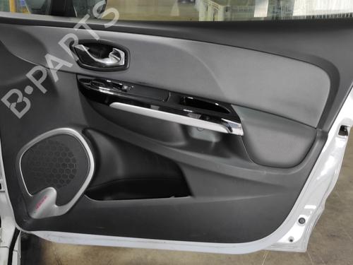 right-front-door-panel-renault-clio-iv-bh_-12-tce-120-bhm0-2012-2013-2014-2015-2016-2017-2018-2019-2020-2021-18132751 main image