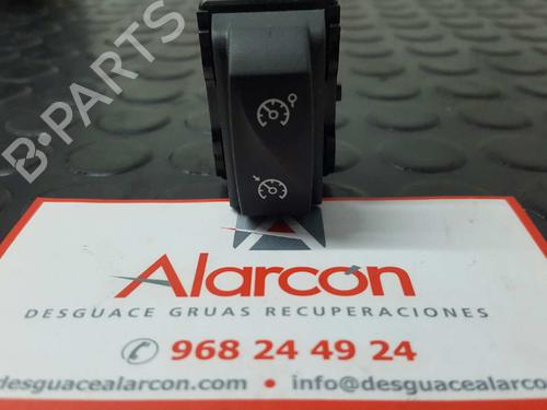 Comutador RENAULT MEGANE III Hatchback (BZ0/1_, B3_) 1.9 dCi (BZ0N, BZ0J) (131 hp) 11730207