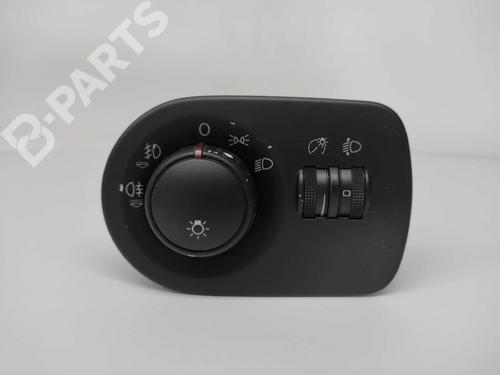 Used Headlight switch SEAT LEON (1P1) 1.9 TDI (105 hp) 10484568