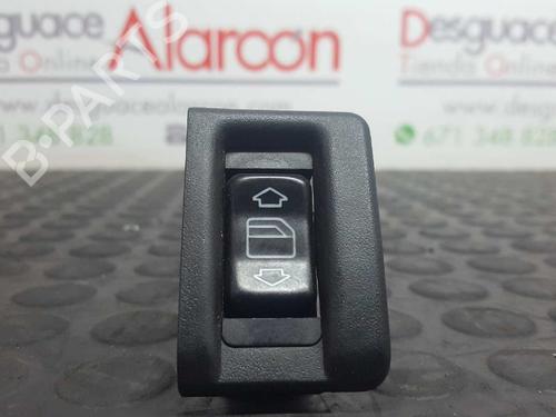 Used Right rear window switch MERCEDES-BENZ S-CLASS (W126) 300 SE, SEL (126.024, 126.025) (180 hp) 2746054
