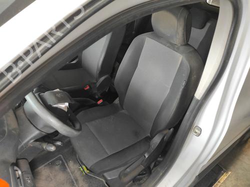 left-front-seat-peugeot-rifter-2018-34612474 main image