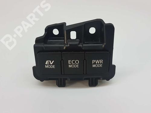 Used Switch TOYOTA AURIS (_E18_) 1.8 Hybrid (ZWE186_, ZWE186R) (136 hp) 8674718