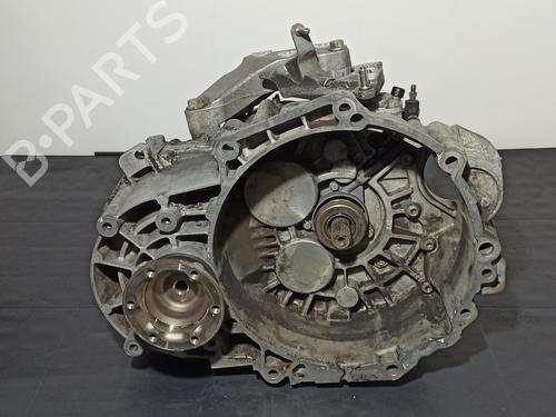 gearbox-vw-passat-b6-variant-3c5-2005-2006-2007-2008-2009-2010-2011-30741041 main image