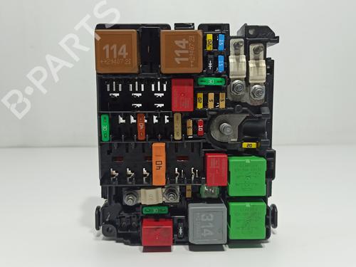 Used Fuse box CITROËN C3 III (SX) 1.5 BlueHDi 100 (SXYHYP, SXYHTU) (102 hp) 17823989