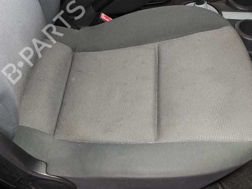Right front seat MITSUBISHI COLT VI (Z3_A, Z2_A) 1.3 (Z21A) | BP20673932C16