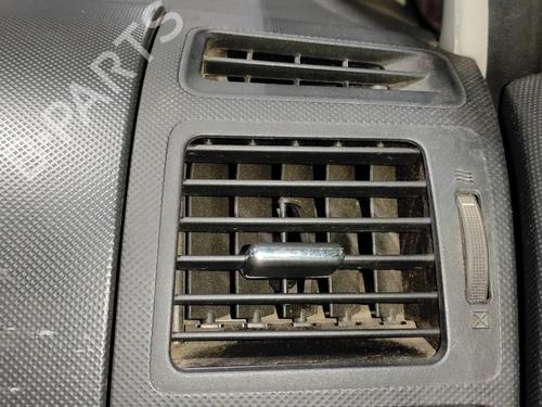 air-vent-toyota-auris-_e15_-20-d-4d-ade150_-ade150r-2006-2007-2008-2009-2010-2011-2012-21168879 main image