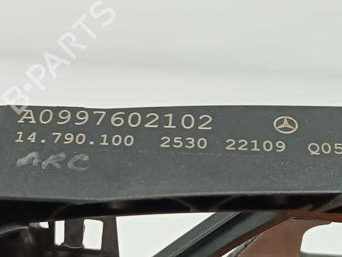 Rear left exterior door handle MERCEDES-BENZ CLA (C118) CLA 200 d (118.312) | BP22749941C130 