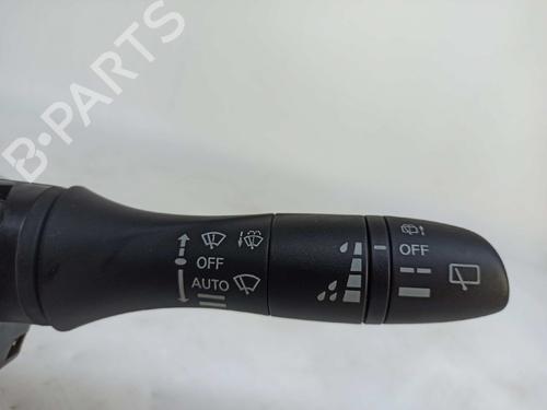 Switch NISSAN PULSAR Hatchback (C13) | BP11388239I30