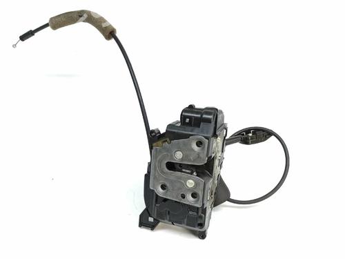 Zamek drzwi tylnych lewych RENAULT MEGANE III Hatchback (BZ0/1_, B3_) 2.0 dCi (BZ0Y) 825030002R