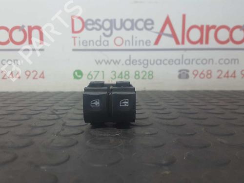 Used Left front window switch RENAULT CLIO IV (BH_) 1.5 dCi 90 (90 hp) 2737610