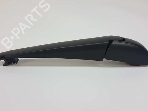 Used Rear windshield wiper arm TOYOTA AURIS (_E18_) 1.8 Hybrid (ZWE186_, ZWE186R) (136 hp) 8674719
