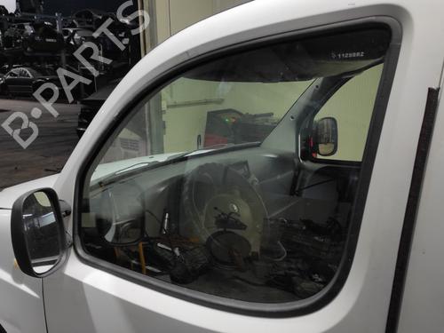 front-left-door-window-fiat-doblo-box-bodympv-223_-19-jtd-2000-22424099 main image