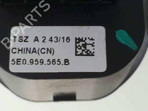 Mirror switch SKODA OCTAVIA III (5E3, NL3, NR3) 1.6 TDI | BP5650239I25