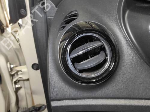 air-vent-renault-captur-i-j5_-h5_-2013-27993085 main image