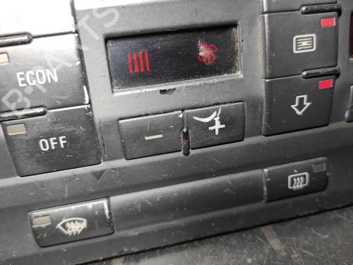 Climate control AUDI A4 B6 (8E2) 1.9 TDI | BP33130504I5 - Image 3