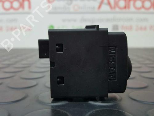 Headlight switch NISSAN QASHQAI I (J10, NJ10) 2.0 dCi | BP14531317I24