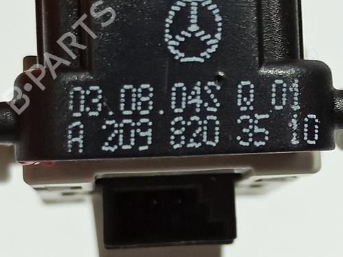 Right rear window switch MERCEDES-BENZ CLK (C209) CLK 270 CDI (209.316) | BP13689017I28