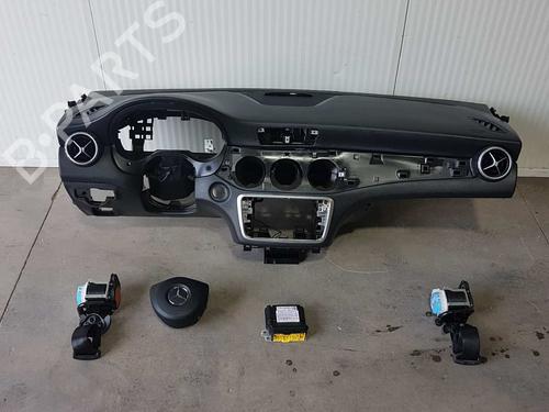 Used Airbag Kit MERCEDES-BENZ GLA-CLASS (X156) GLA 200 CDI / d (156.908) (136 hp) 9458833