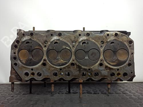 Used Cylinder head FORD MAVERICK (UDS, UNS) 2.7 TD (100 hp) 13688681