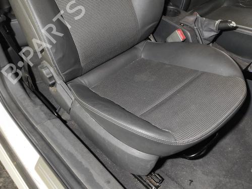 Right front seat OPEL ASTRA H GTC (A04) | BP24423894C16 - Image 2