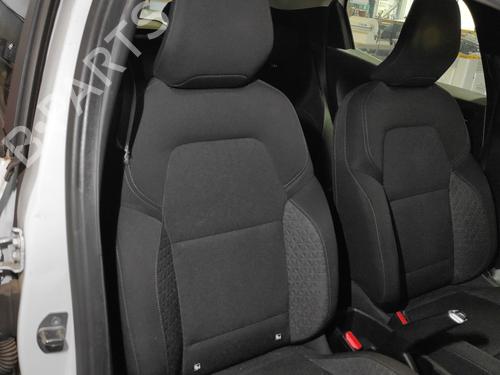 Right front seat RENAULT CLIO V (B7_) 1.5 Blue dCi 100 (B7AD) | BP39987876C16 - Image 3