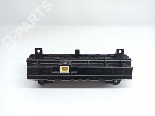 Climate control TOYOTA AURIS (_E18_) 1.2 (NRE185_, NRE185R) | BP8874467I5 