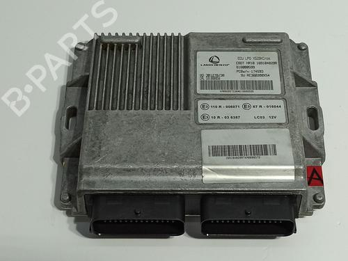 Used Engine control unit (ECU) Engine control unit (ECU) DACIA SANDERO II [2012-2026] 33019162 33019162