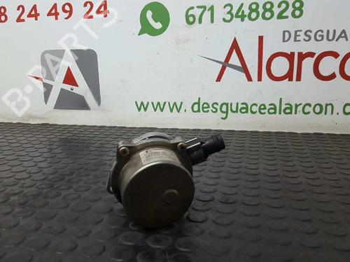 Used Vacuum pump RENAULT MEGANE II Saloon (LM0/1_) 1.5 dCi (LM0F, LM0T, LM2B) (82 hp) 2753522