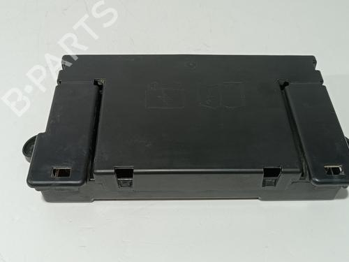 Fuse box LAND ROVER RANGE ROVER SPORT II (L494) 3.0 TDV6 4x4 | BP27268606E1
