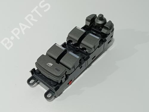 BP21052359I27 main image