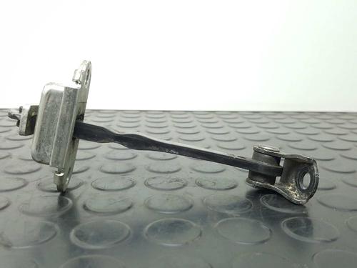 Used Support NISSAN QASHQAI / QASHQAI +2 I (J10, NJ10, JJ10E) 1.5 dCi (106 hp) 14532789