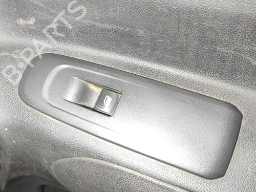 mando-elevalunas-delantera-derecho-peugeot-rifter-2018-34612488 main image