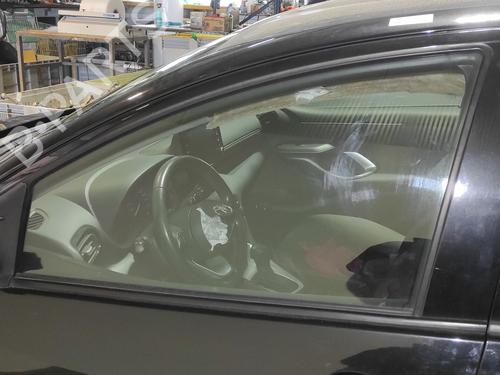 front-left-door-window-toyota-yaris-_p21_-_pa1_-_ph1_-2020-34625840 main image