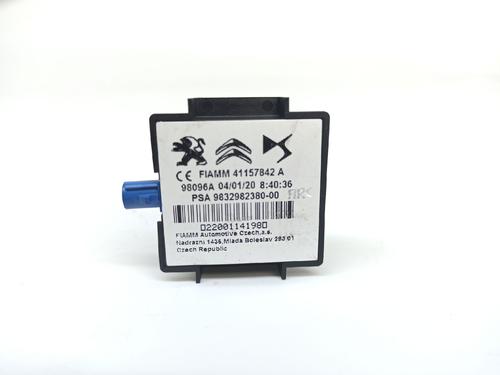 Used Antenna/Base PEUGEOT 208 II (UB_, UP_, UW_, UJ_) 1.5 BlueHDI 100 (102 hp) 14541420