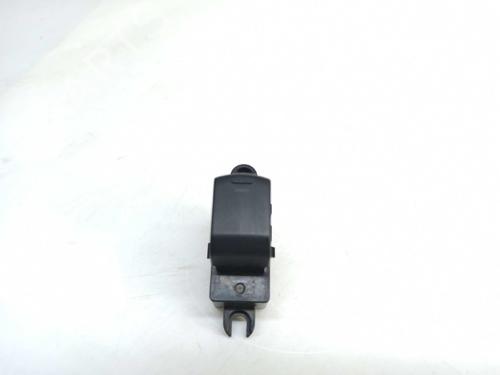 Used Right rear window switch NISSAN PATHFINDER III (R51) 2.5 dCi (174 hp) 8271997